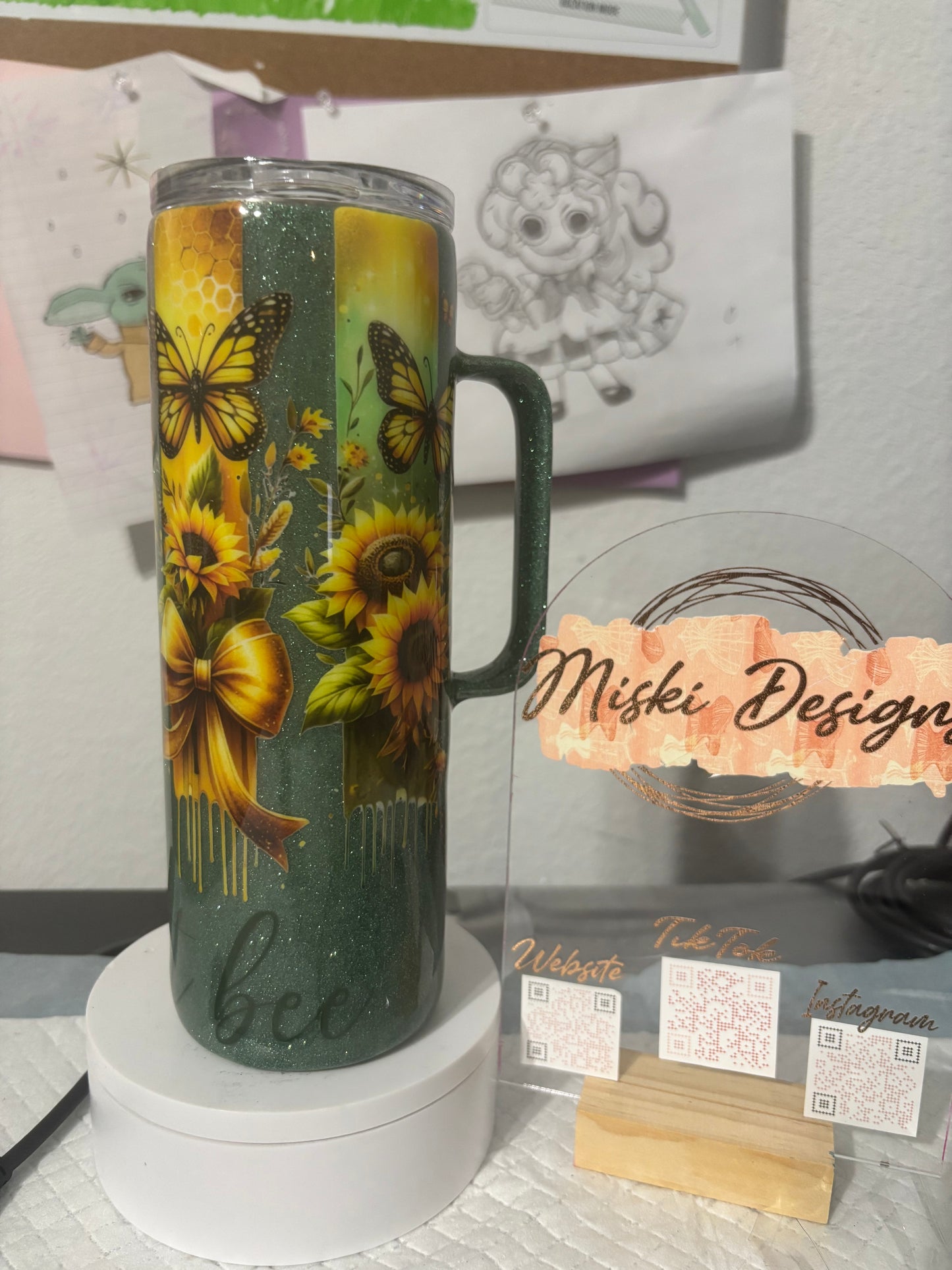 Let It Bee 20 Oz Tumbler w/Handle